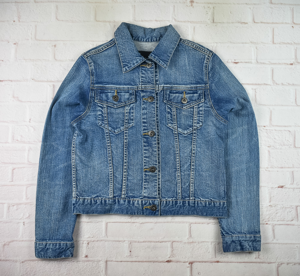 UNIQLOแท้ รอบอก 34 เสื้อแจ็คเก็ตยีนส์ ผู้หญิง ยูนิโคล่ สียีนส์ เสื้อแขนยาว เนื้อผ้าดี