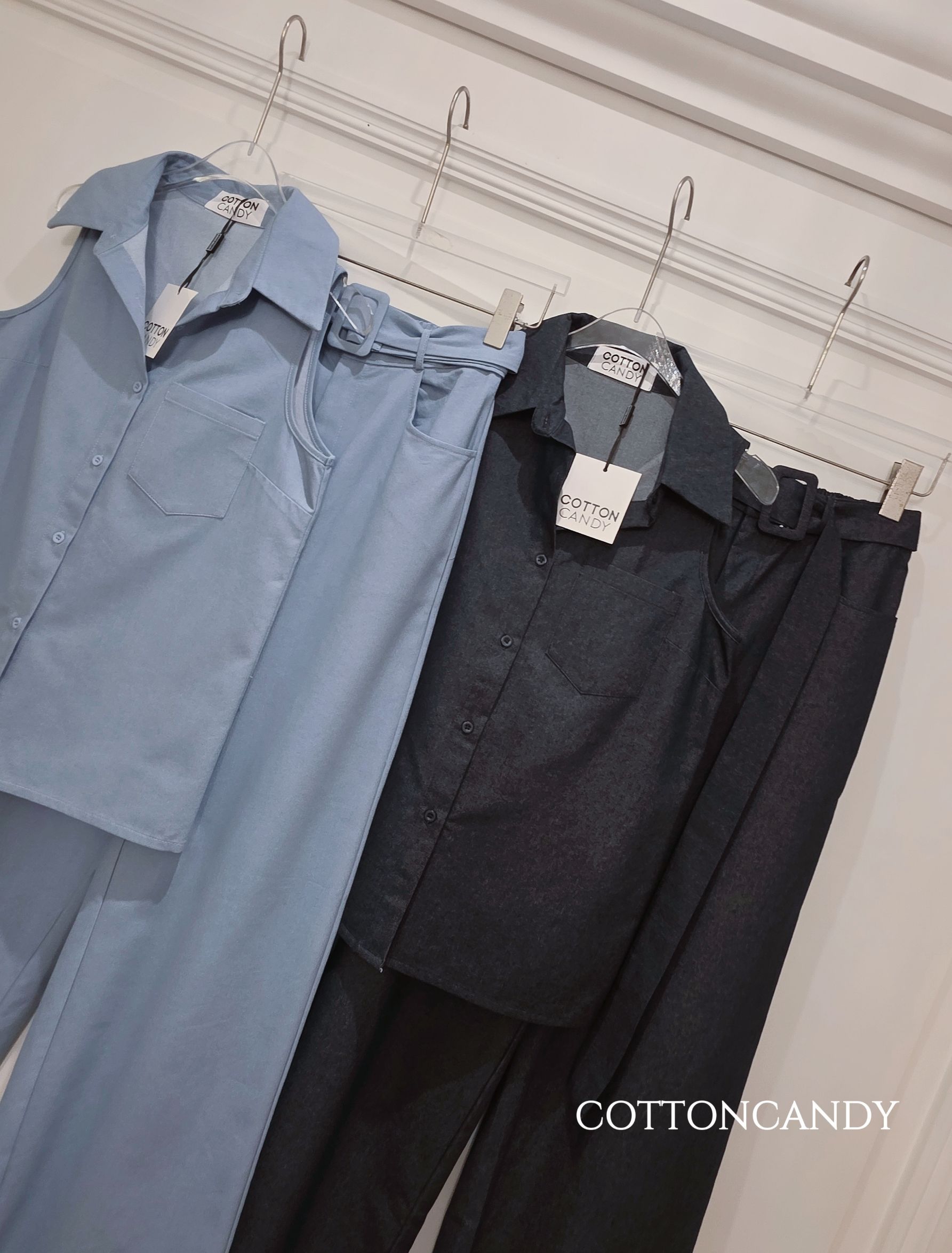 Tag#cottoncandy เซทล่าสด งานผ้ายีนส์นิ่มๆใส่สบายๆ งานเบสิที่ใส่ง่ายๆ มาเป็นชุดมาพร้อมเข็มขัดคาดเอว บอกเลยเซทเดียวจบคร่าาาาา