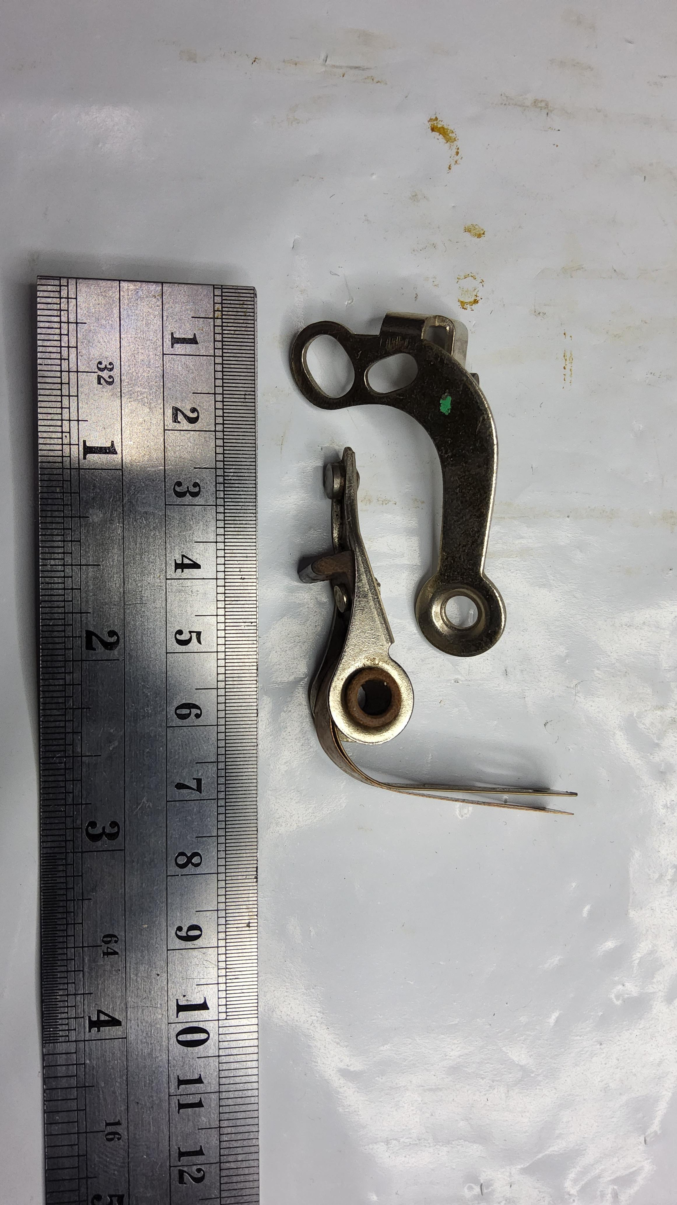 ทองขาว รถจี๊ป JEEP CJ5 CJ6 จิ๊ป เล็ก จิ๊ปวินลี่