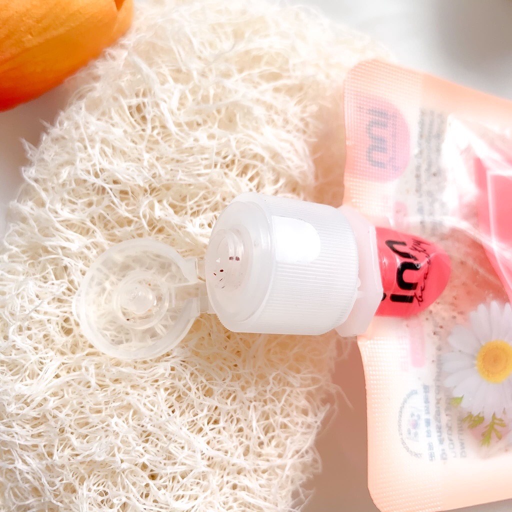 (1ซอง) Inn Beauty Perfume Bath Scrub อินน์ บิวตี้ เพอร์ฟูม บาธ สครับ 50 มิลลิลิตร