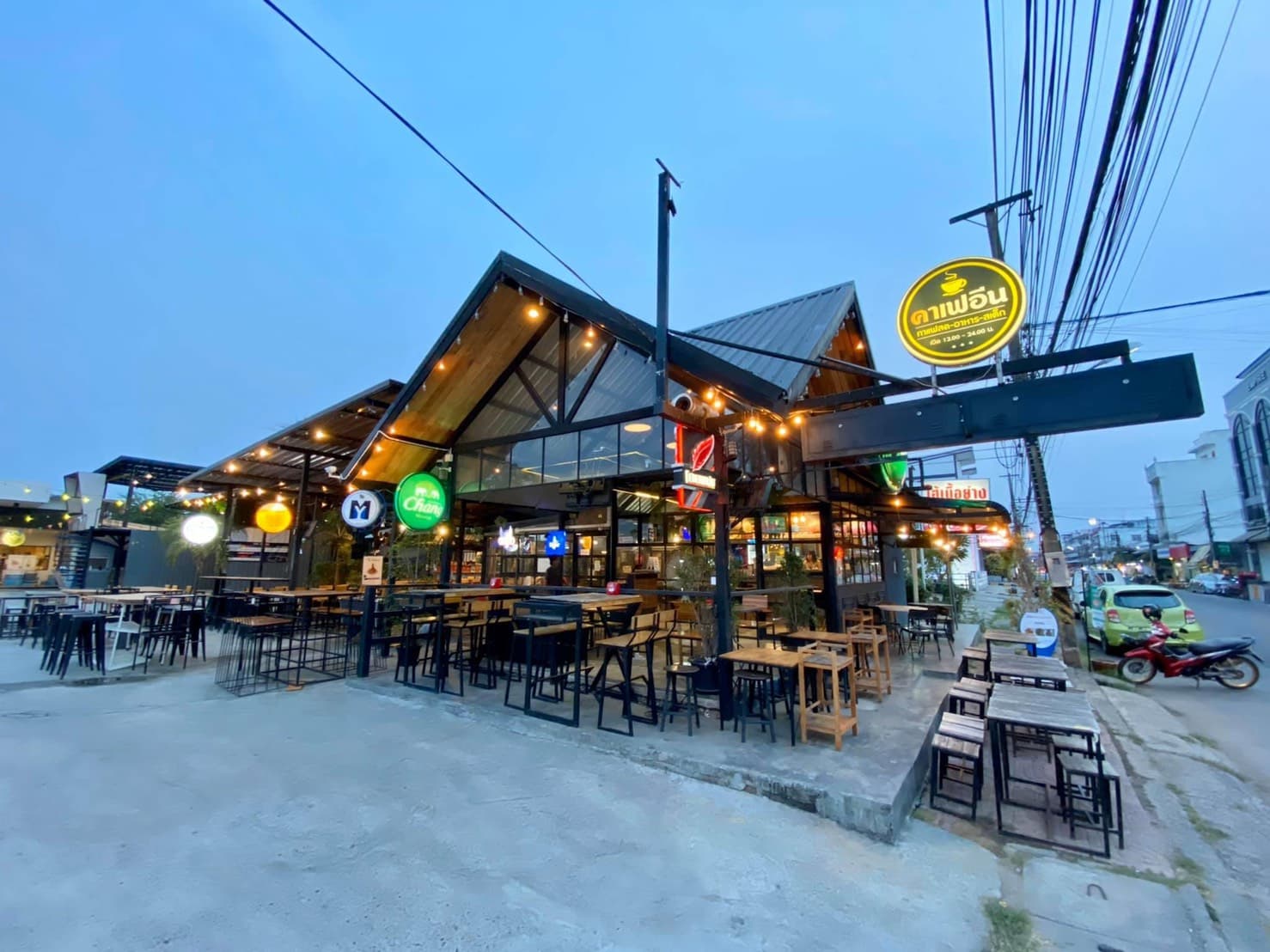 เปิดเซ้งกิจการร้านคาเฟอีนร้านอาหาร + นั่งชิล + กาแฟใจกลางเมืองสุรินทร์ติดถนนศิริรัฐใกล้รร.ทองธารินทร์เหมาะสำหรับผู้รักในการทำธุรกิจ