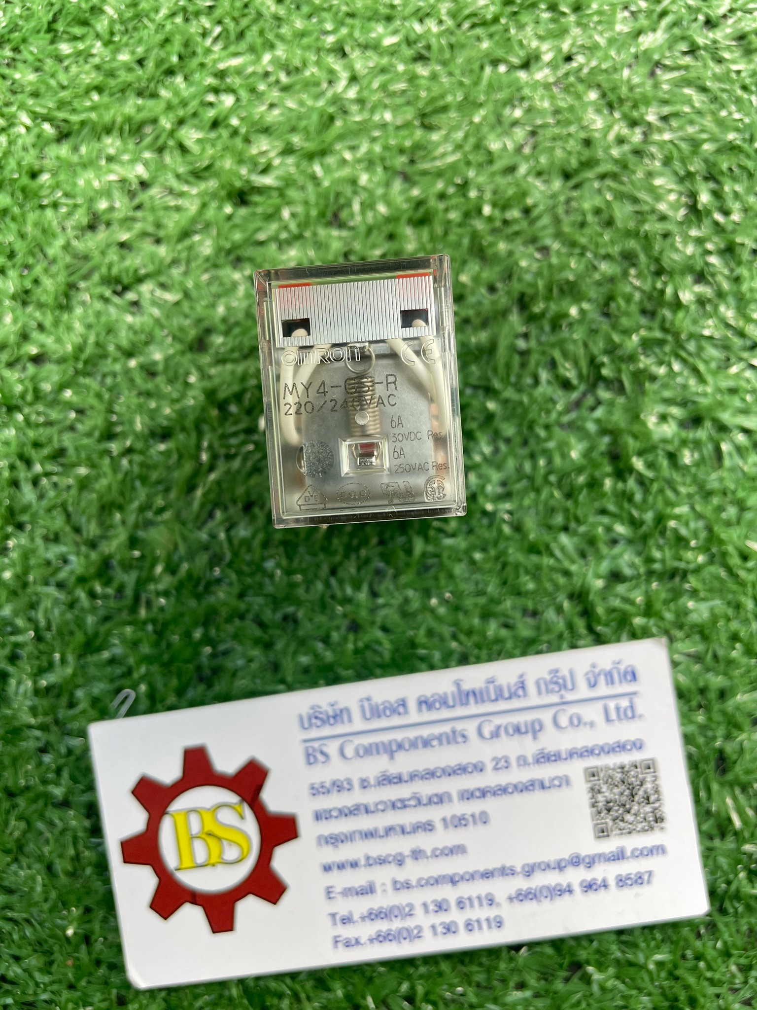 OMRON : Relay MY4 coil 220VAC