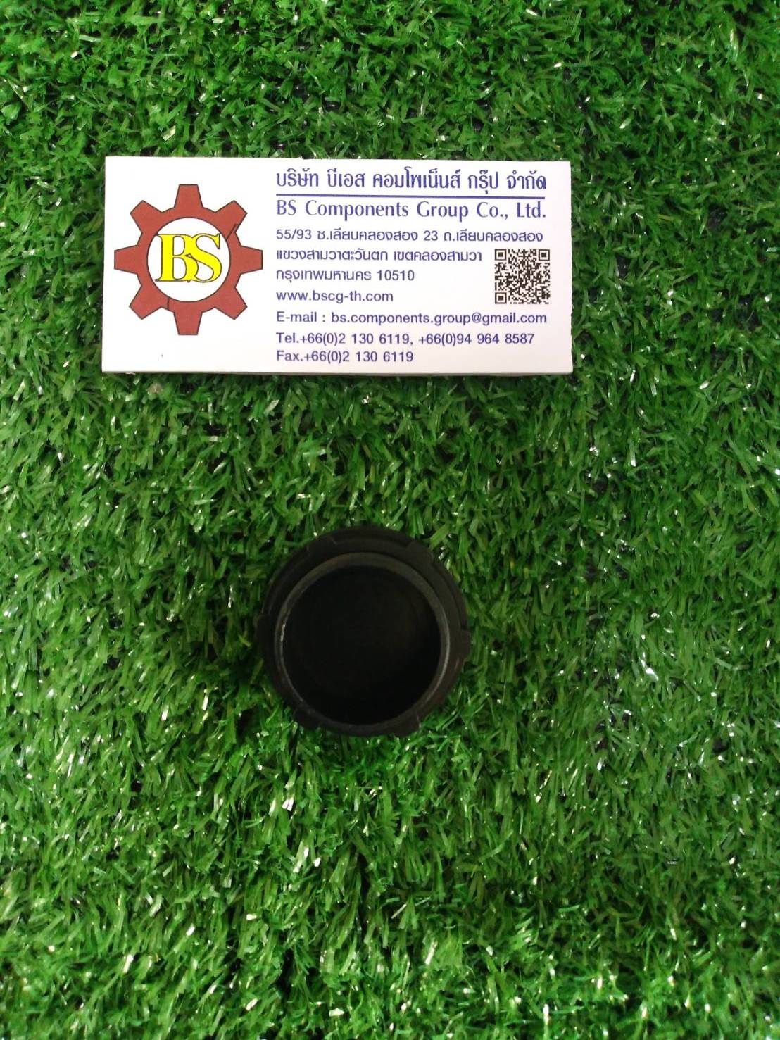 SHINOHAWA : ปลั๊กอุด แหวนล็อค พลาสติก 30mm. สีดำ