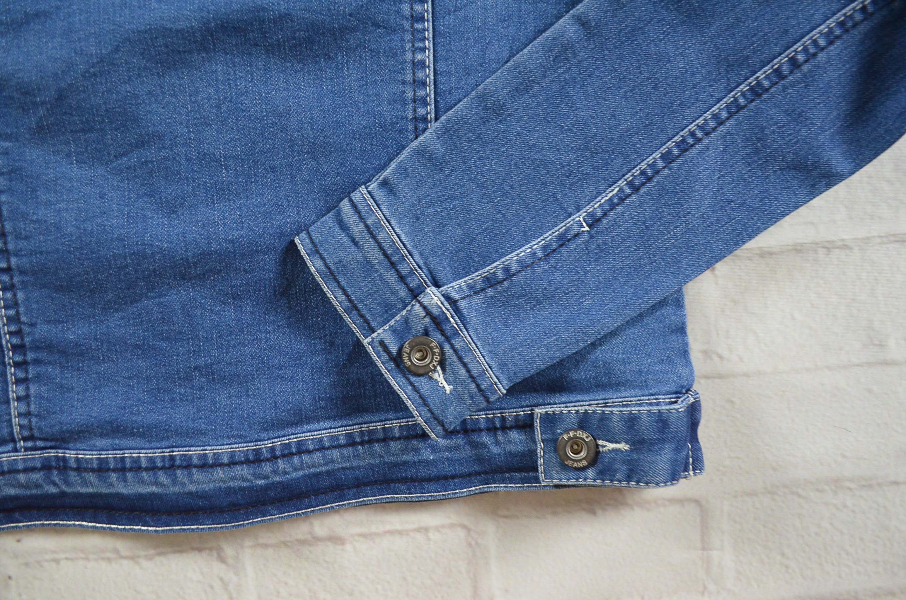 JEANS อกจริง36' (S) เสื้อแจ็คเก็ตยีนส์ เสื้อยีนส์แขนยาวหญิงชาย เนื้อผ้านุ่มใส่สบาย ผ้ายืด มีฮูดไว้กันแดด ทรงน่ารัก