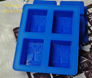 พิมพ์สบู่ กรีน ทรี บลอค / 7.4x5.2x3 cm /100-110 กรัม /4 หลุม