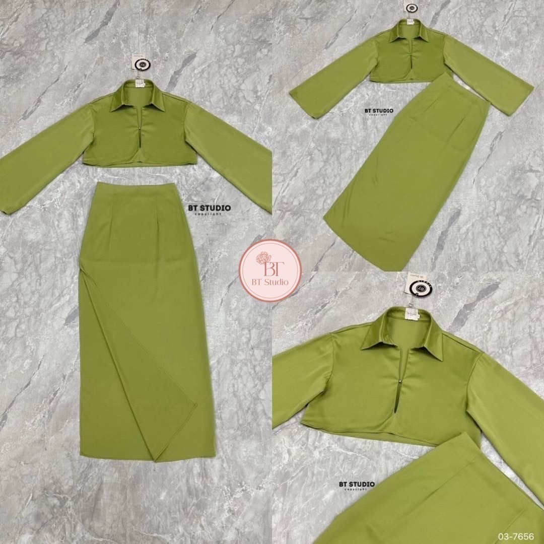 เซท 2 เสื้อเชิ้ตคอปก คอวีแหวกลึกติดตะขอกันโป๊ตรงกลาง ปลายแขนทั้งสองข้างแต่งบานออก แมทซ์กับกระโปรงยาวผ่าข้างสูง งานสวยเนื้อผ้าดี มีซับใน คัตติ๊งเป๊ะค่ะ