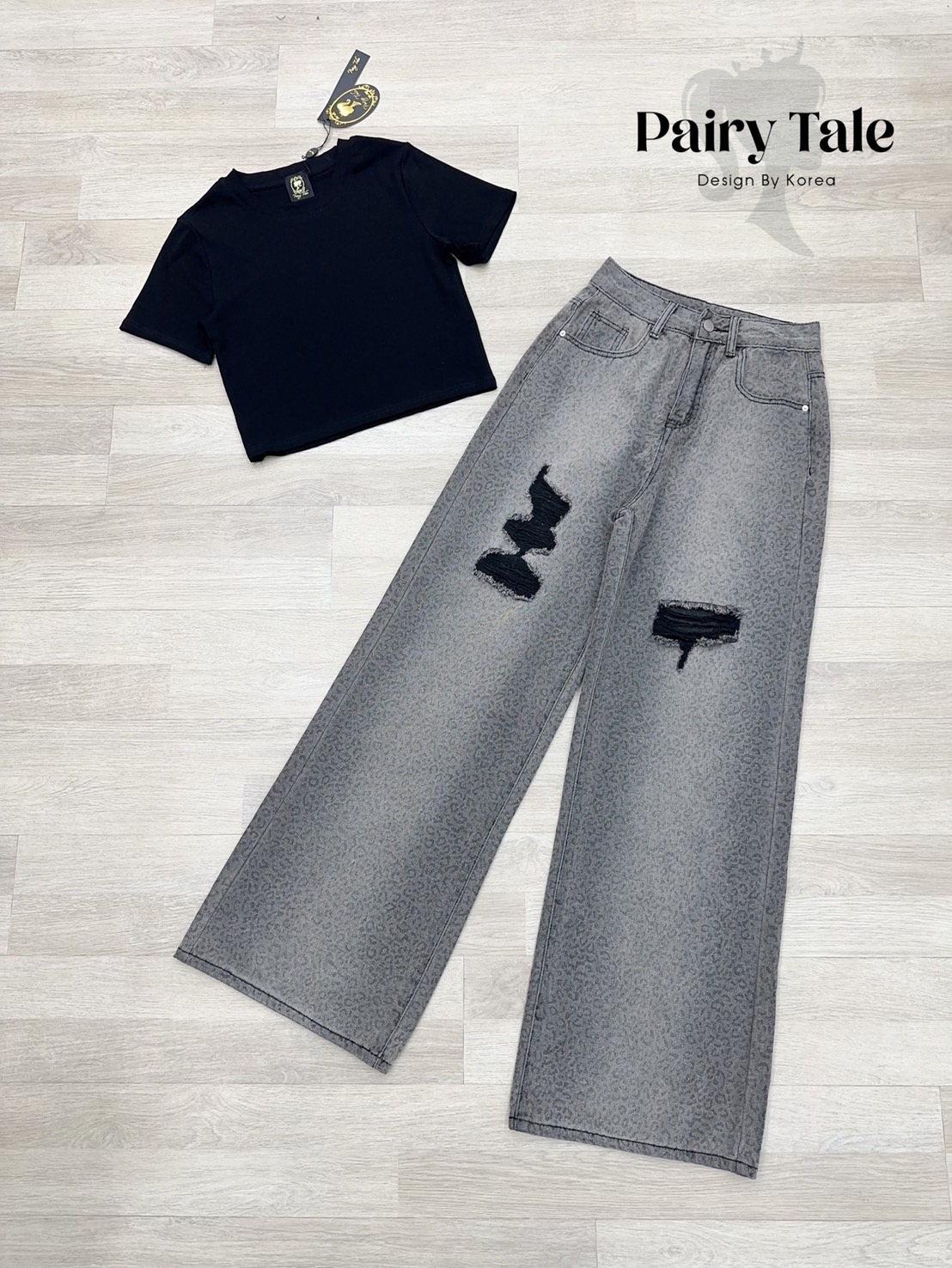Set เสื้อยืดสีดำเนื้อผ้ายืดได้เยอะ แมตกางเกงยีนลายเสือดาวสกรีนจางๆ แต่งขาดให้เห็นด้ายสีดำ งานสวยมากก รุ่นนี้ใส่แล้วทรงสวย แพทเทิลเป๊ะมากก คอนเฟิร์มห้ามพลาดด #2289