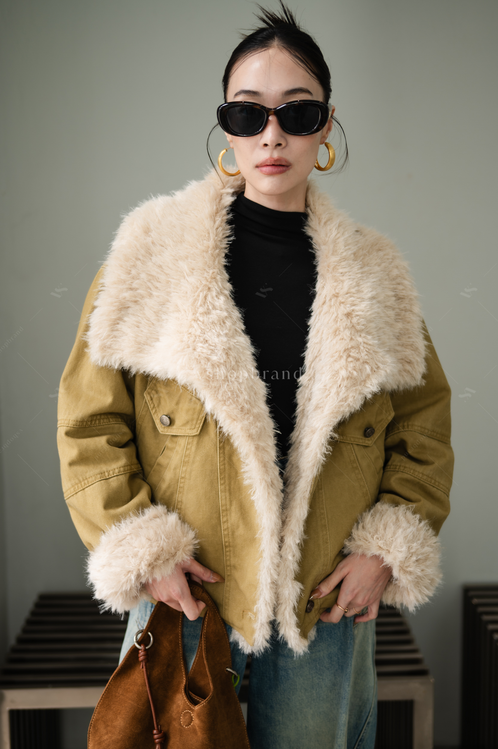 แจ็คเก็ตยีนส์ตีเกร็ดหน้า ปกเฟอร์