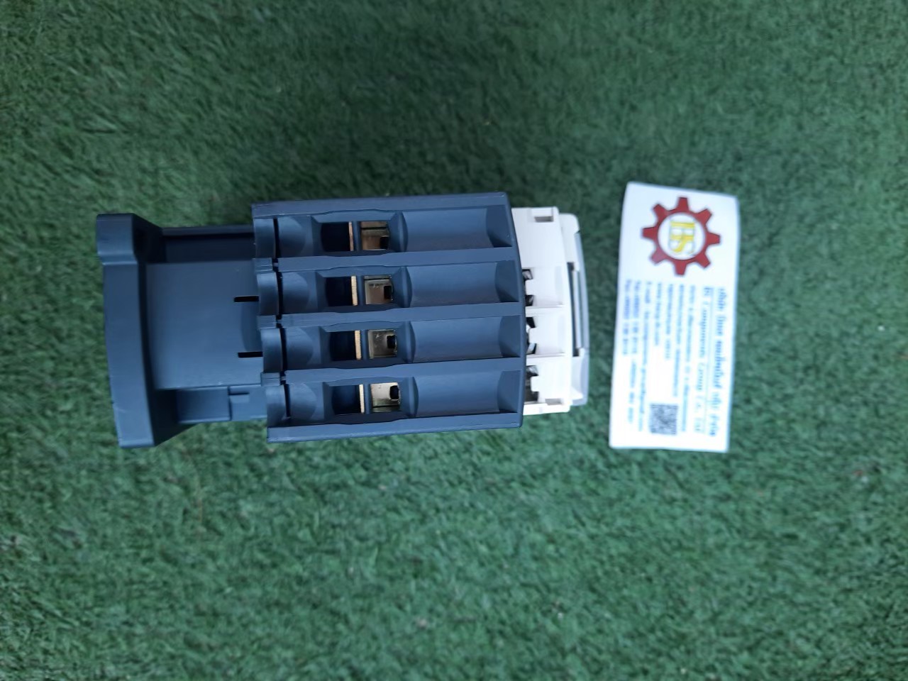 Schneider : คอนแทคเตอร์ LC1-D258E7 4P 40A coil 48Vac (2NO 2NC)