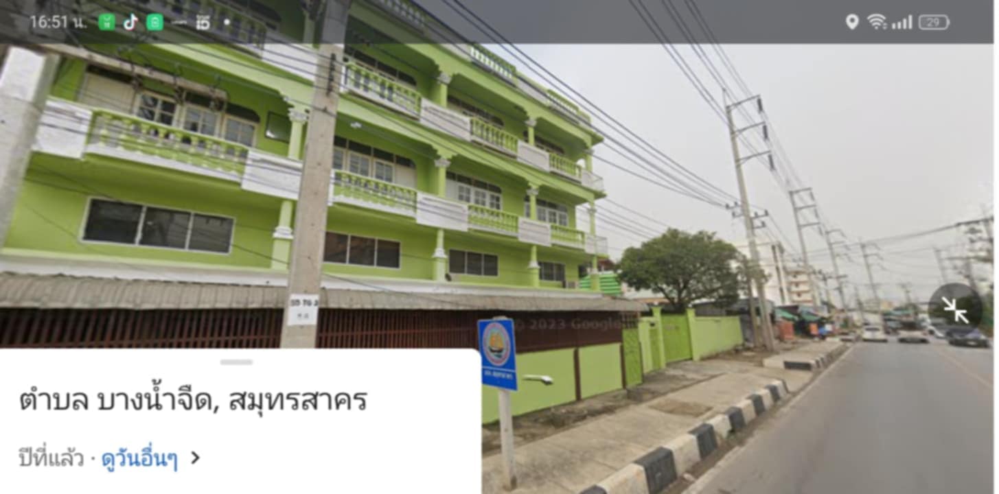 อาคารพาณิชย์ 3 ชั้นครึ่ง 2 คูหา ติดถนนเอกชัย สมุทรสาคร (ใกล้โลตัส โกเฟรช ซูเปอร์มาร์เก็ต โพธิ์แจ้) พื้นที่กว้างเหมาะทำโรงงานขนาดเล็ก ทำเลดี ติดถนน ริมชุมชน