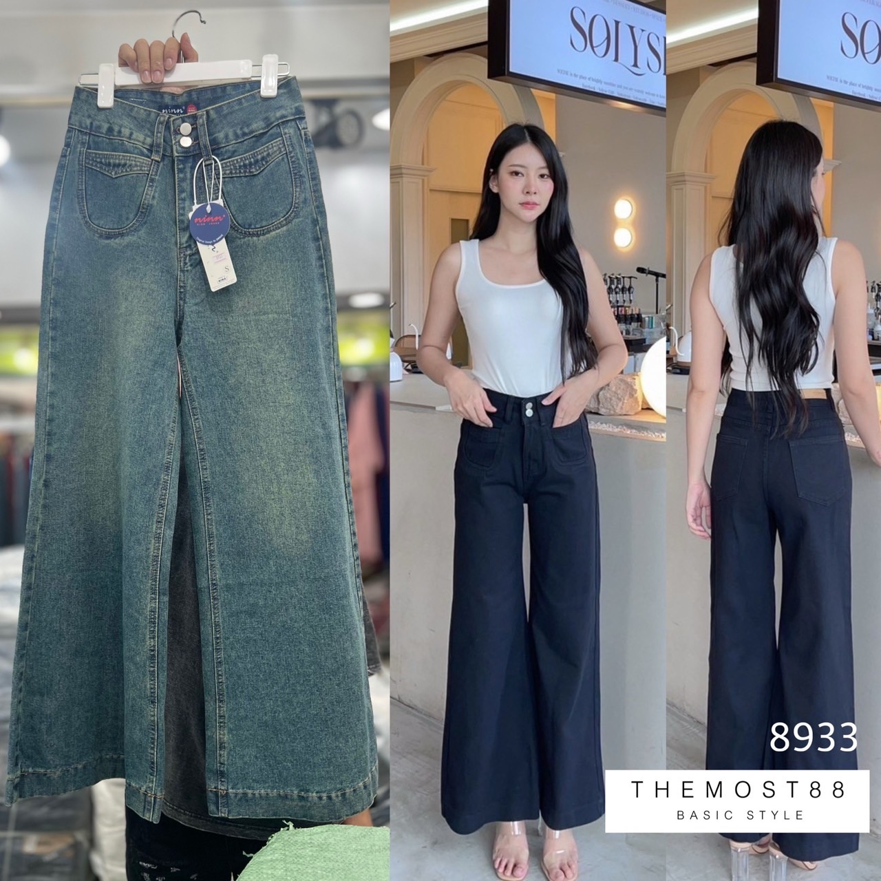 #8933 กางเกงขาบานเอวสูงผ้าไม่ยืด งานเอวสูง สองกระดุม แต่งกระเป๋าหน้า สีฟอกสวยๆ งานปลายขาเย็บเก็บ เทรนนี้ต้องเก็บใส่ตู้แล้วจ้า