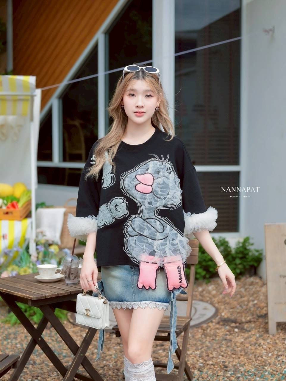 เสื้อ น้องเป็ดน้อยแก้มป่อง งานเสื้อเกรดพรีเมี่ยม ที่กำลังโซฮอตอยู่ตอนนี้นะคะ ดีเทล รายละเอียดอย่างจึ้ง ชอบความแขนใหญ่ แต่งระบายพองๆอย่างสวย ขาน้องเป็ดก็ทำถึงเกิ๊นน เก็บทุกเม็ดทุกรายละเอียด แม็ชได้ทั้งกระโปรง กางเกงเลยคะ น่ารักแบบมีเทสจริงๆ