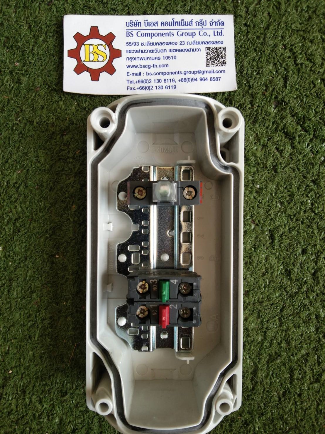 Schneider : Control Station XALD363M Start+Stop +Lamp220V