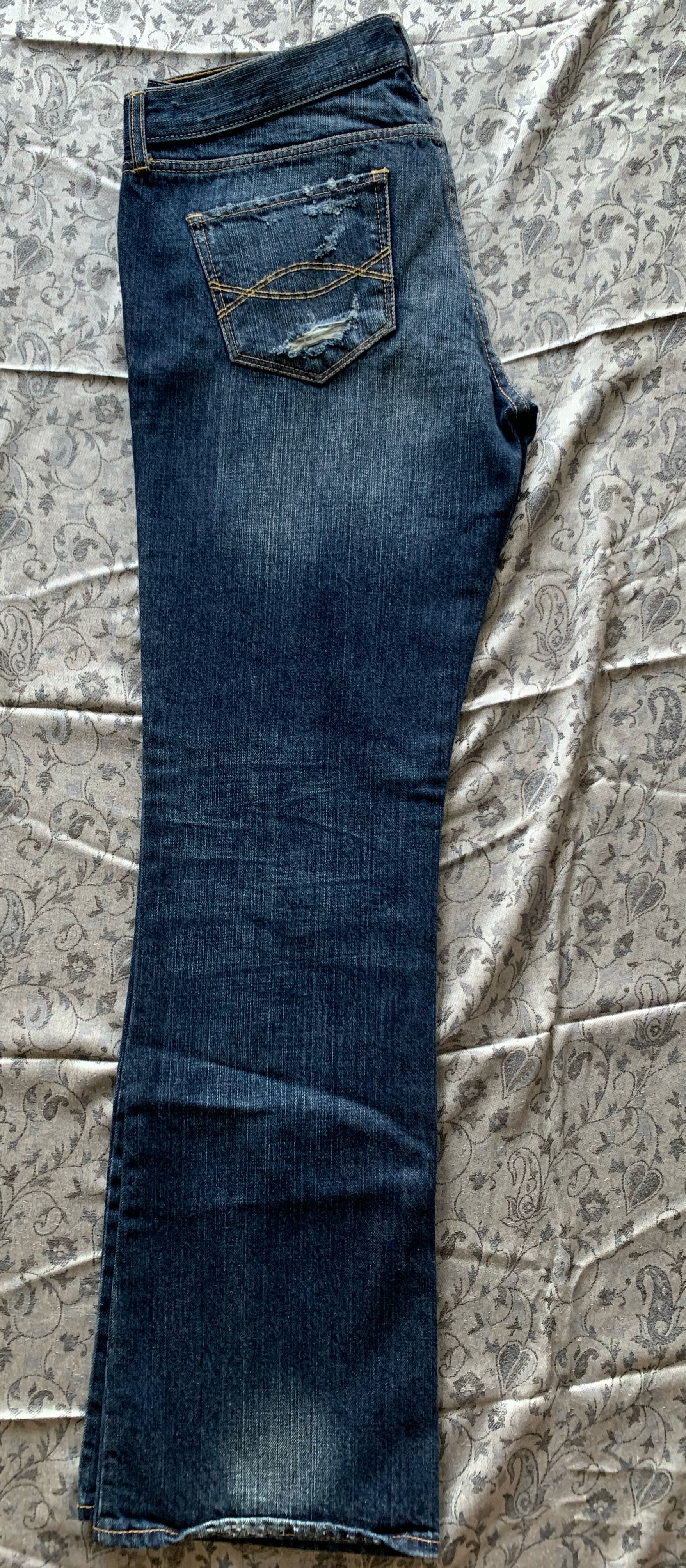 กางเกงยีนส์มือสอง Abercrombie&Fitch