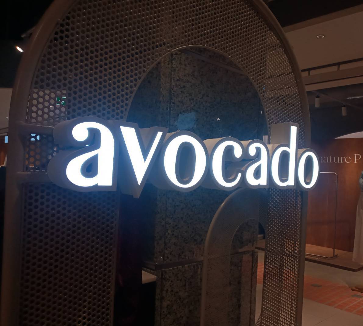 งานติดตั้งอักษรซิงค์ไฟออกหน้า หนา 7cm