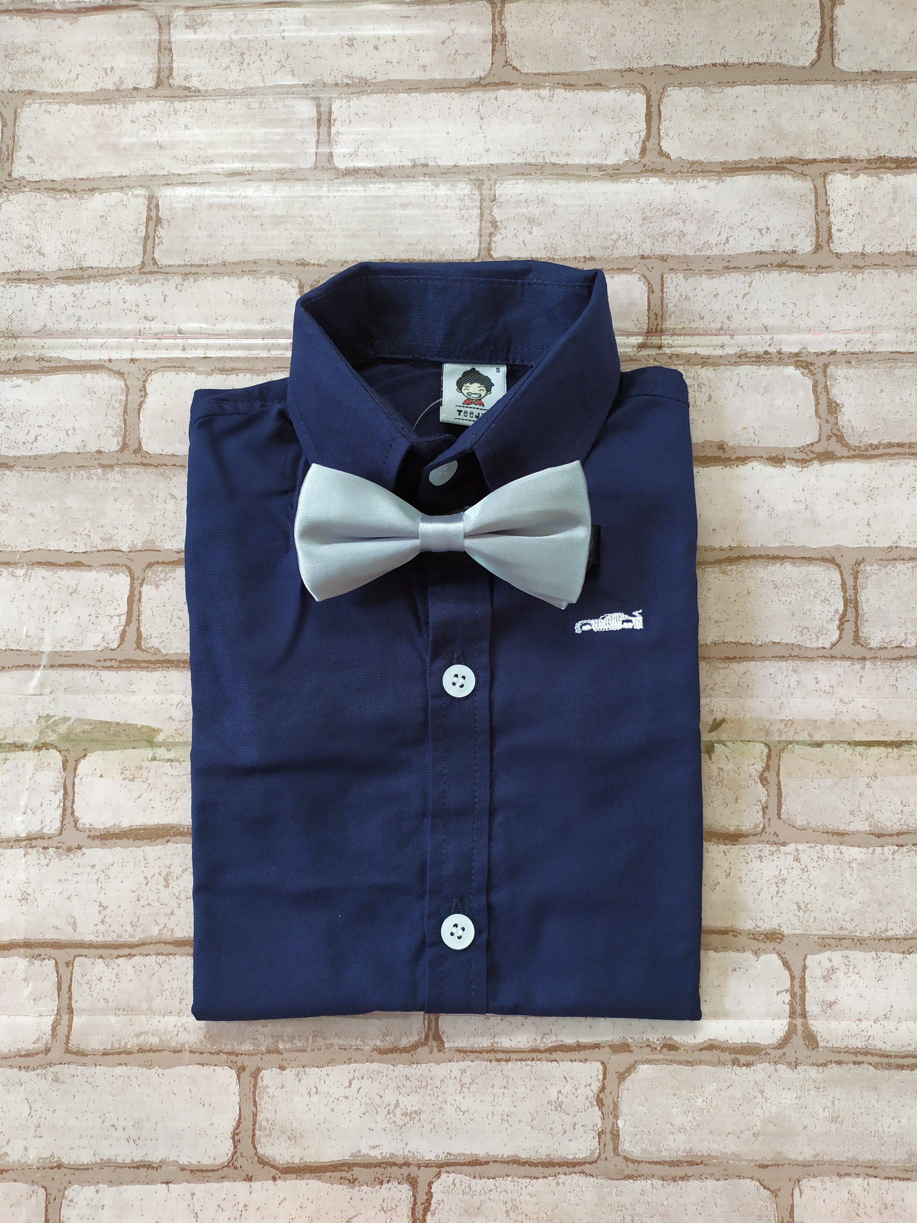 B+B36031 เสื้อเชิ้ตเด็ก แขนยาวสีกรมท่า พร้อมโบว์สีเทาอ่อน