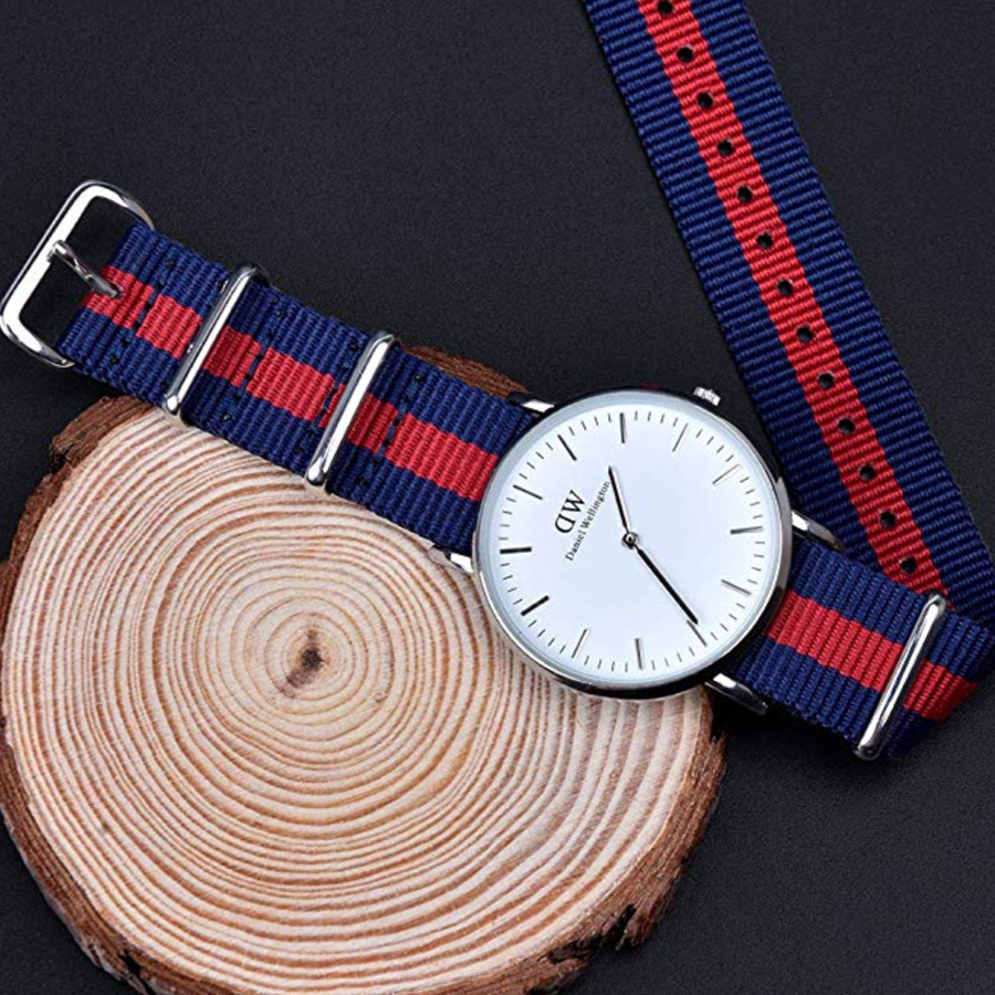 สายนาฬิกานาโต้ สายนาฬิกาผ้าไนลอน NATO Nylon Watch Strap 01 มีขนาด 20 , 22 mm สำหรับ Rolex , Seiko , Omega (Blue-Red-Blue)