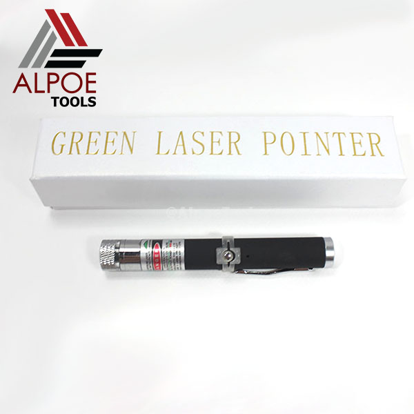 Laser Pointer สีเขียว ไฟแรงสูง แบบชาร์ต