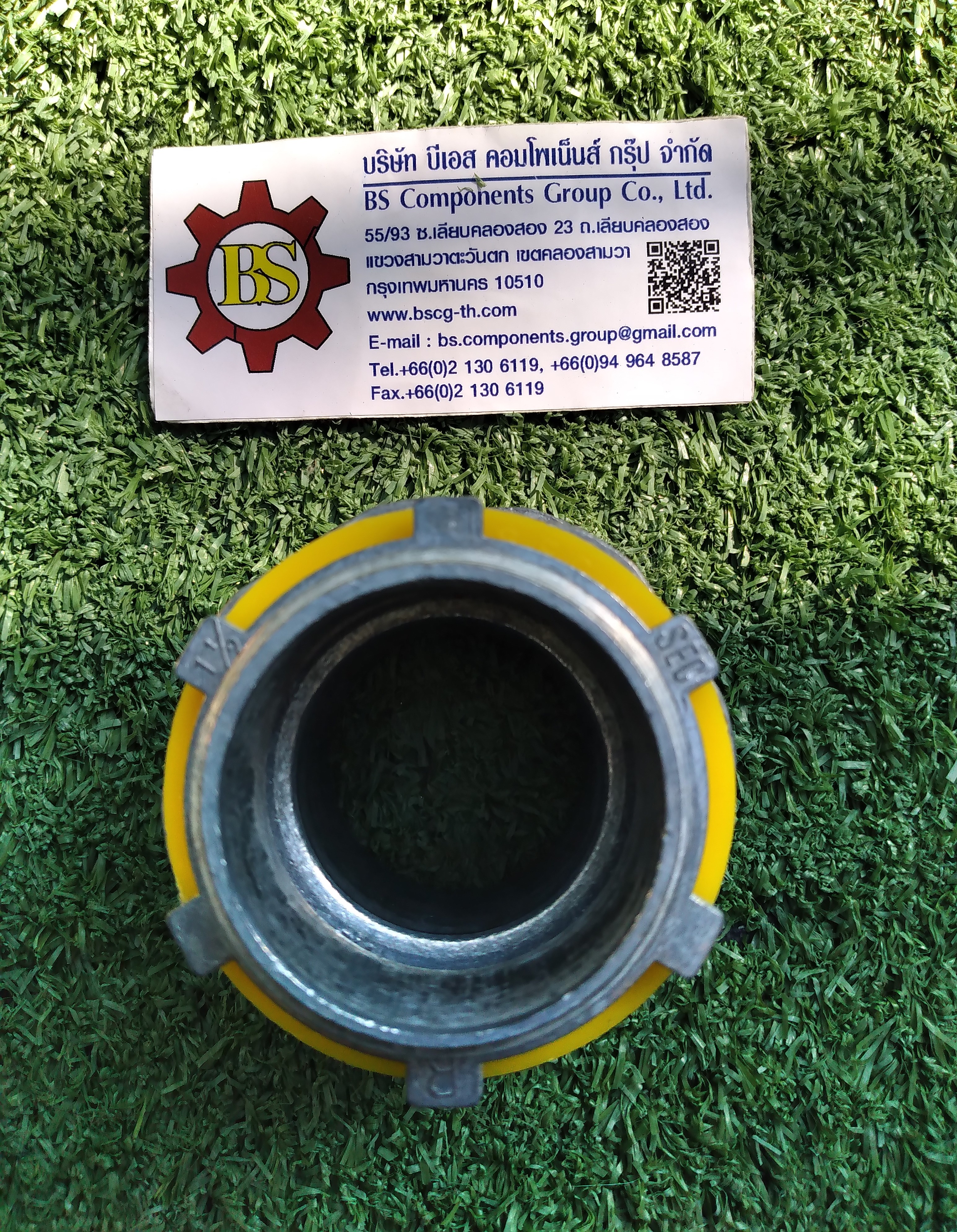 SEC : คอนเนคเตอร์ท่ออ่อนกันน้ำ สีเทา ตรง 1.1/2"