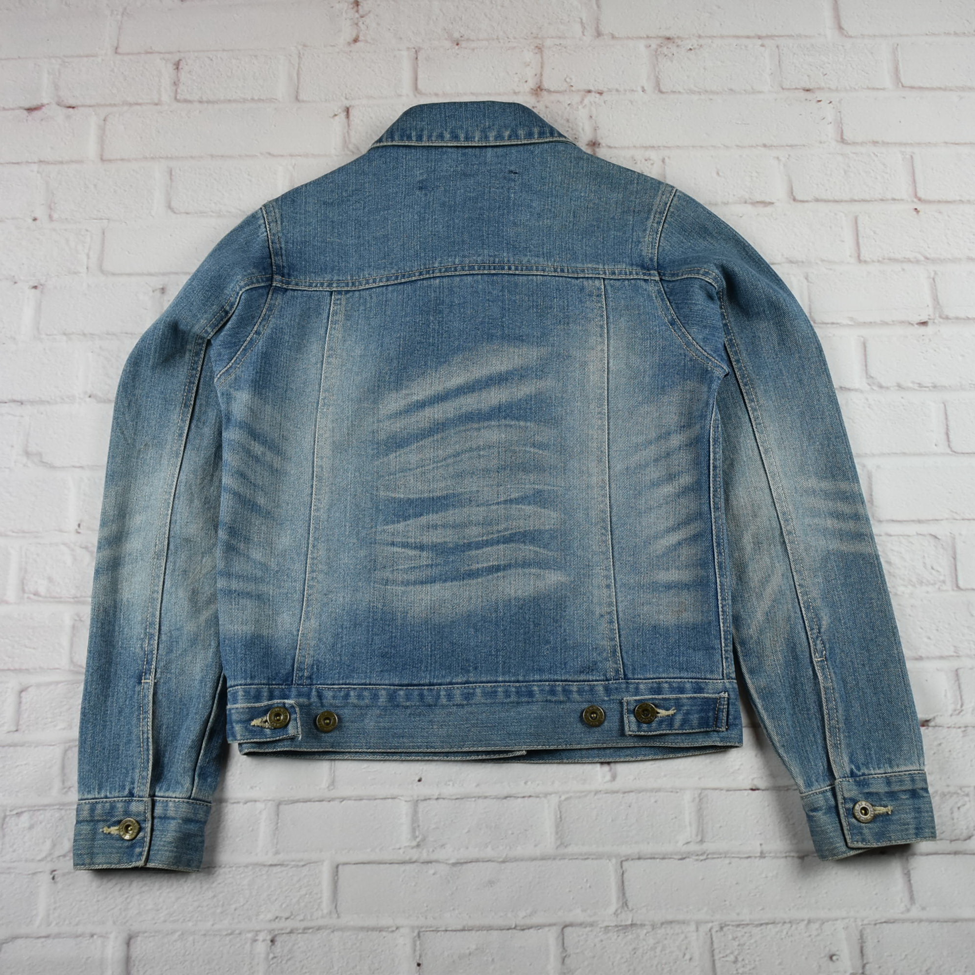 AS KNOW AS อกจริง 34 ไซส์ S เสื้อแจ็คเก็ตยีนส์ แขนยาว ผู้หญิง สีฟอกซีด ทรงสวยใส่สบาย ใส่คลุมกันแดด