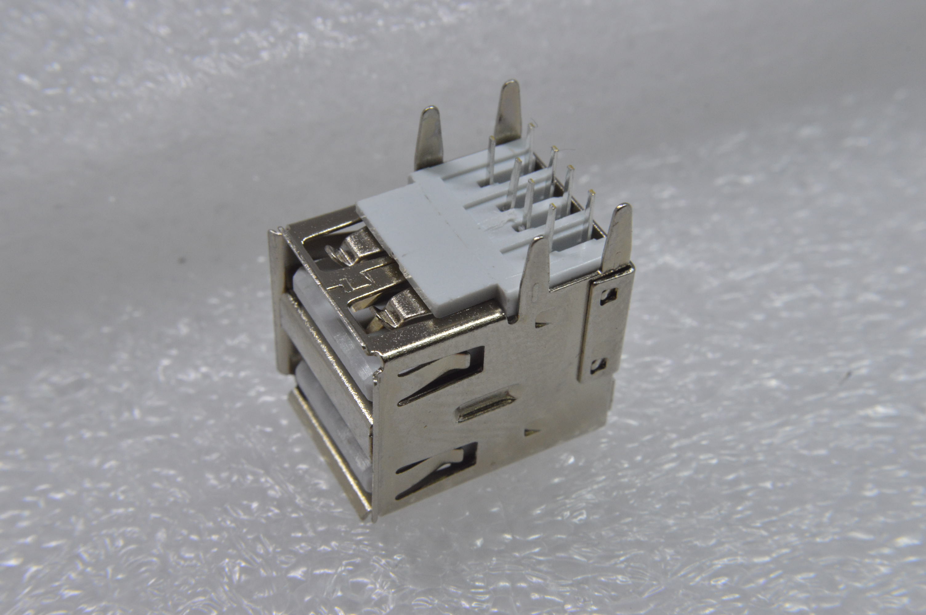 USB2ช่องตัวเมีย