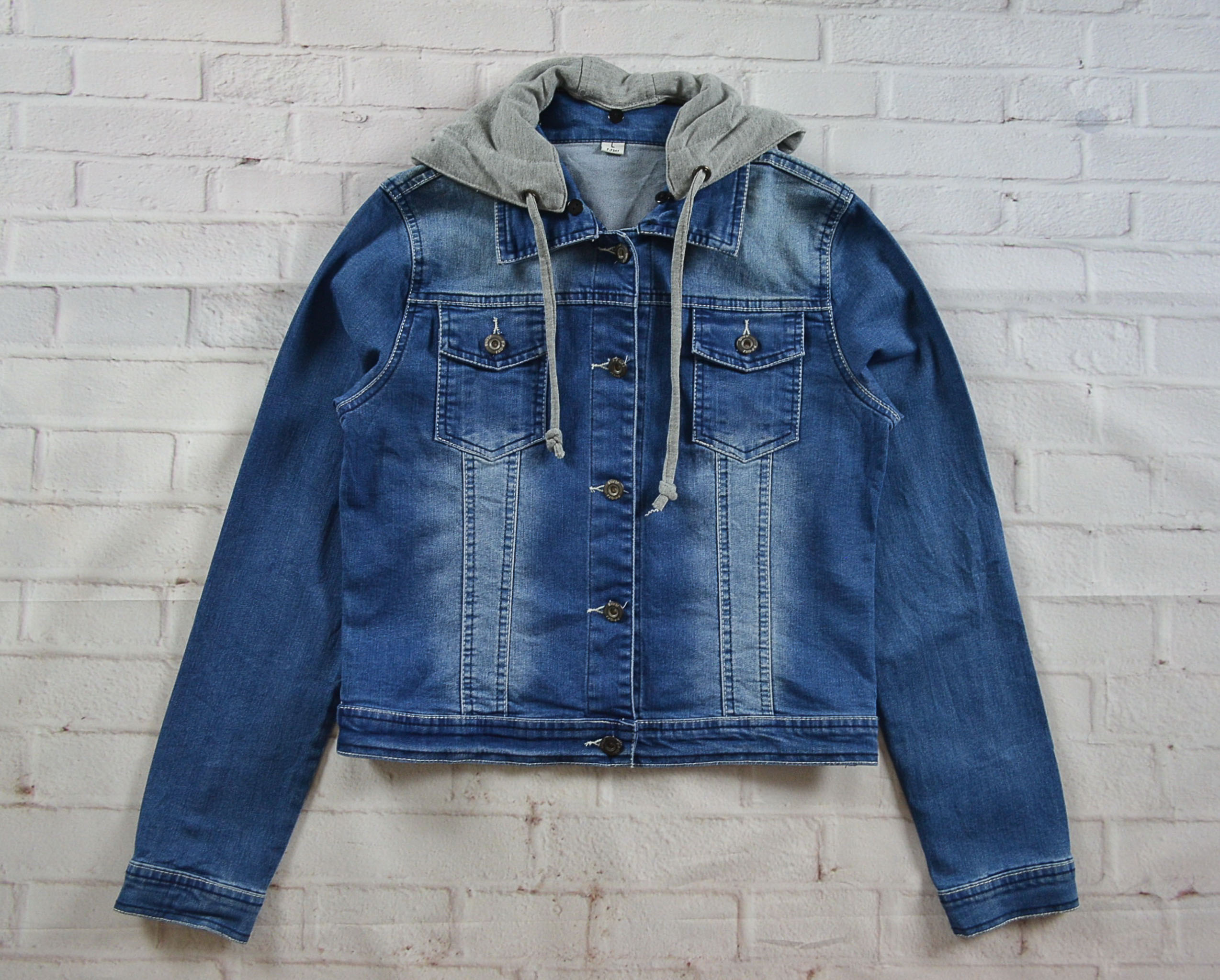 JEANS อกจริง36' (S) เสื้อแจ็คเก็ตยีนส์ เสื้อยีนส์แขนยาวหญิงชาย เนื้อผ้านุ่มใส่สบาย ผ้ายืด มีฮูดไว้กันแดด ทรงน่ารัก