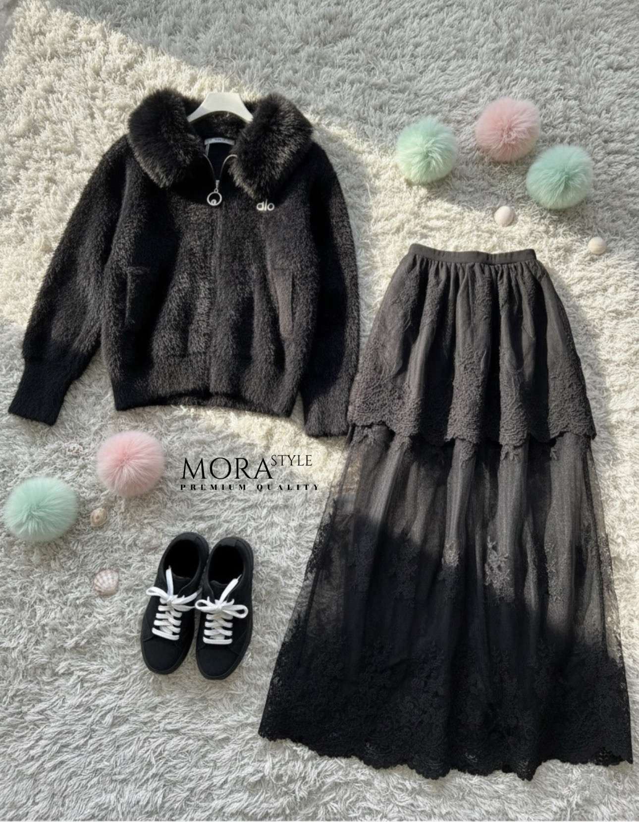 เซ็ต 2 ชิ้น เสื้อแขนยาวแต่งขนเฟอร์ช่วงคอ ขนฟูนุ่มงานสวย ผ้าใส่สบาย มาพร้อมกับกระโปรง แต่งซีทรูลูกไม้ 2 ชั้น งานสวยมากกก งานใส่สบาย