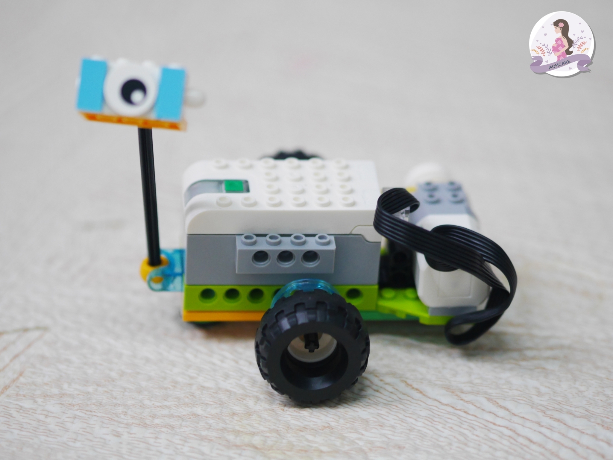 พร้อมส่ง LEGO Education WeDo 2.0 เป็นหุ่นยนต์เพื่อการเรียนรู้ สำหรับน้อง ๆ อายุ ตั้งแต่ 3 ปี ++