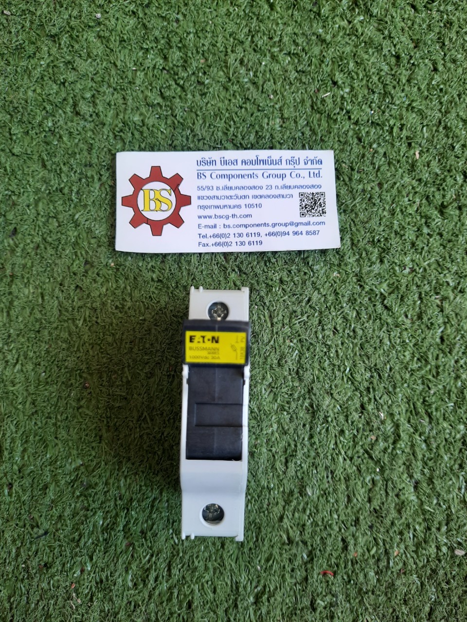 EATON BUSSMANN : DIN RAIL FUSE HOLDER, CHPV1U 30A, 1000Vdc, SCREW 10x38mm.