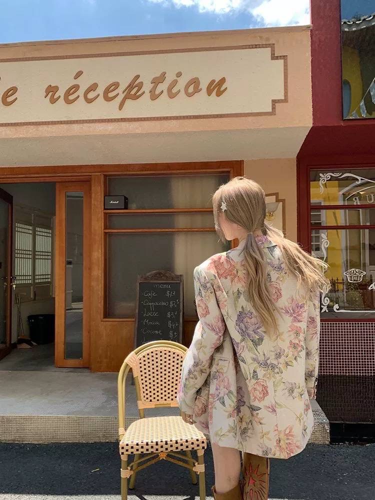 เสื้อสูทตัวยาว ลายดอกไม้ สีสันสดใส งานเกรดพรีเมี่ยม มีซับในอย่างดีค่ะ