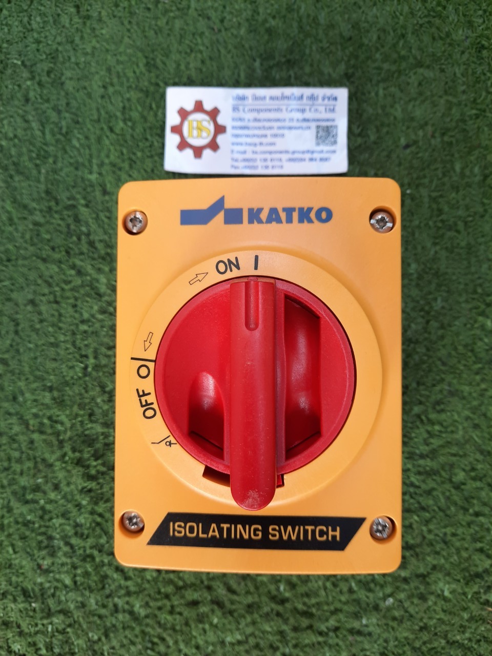 KATKO : ISOLATING SWITCH KEM416U Y/R 4P 16A (เหลือง/แดง)
