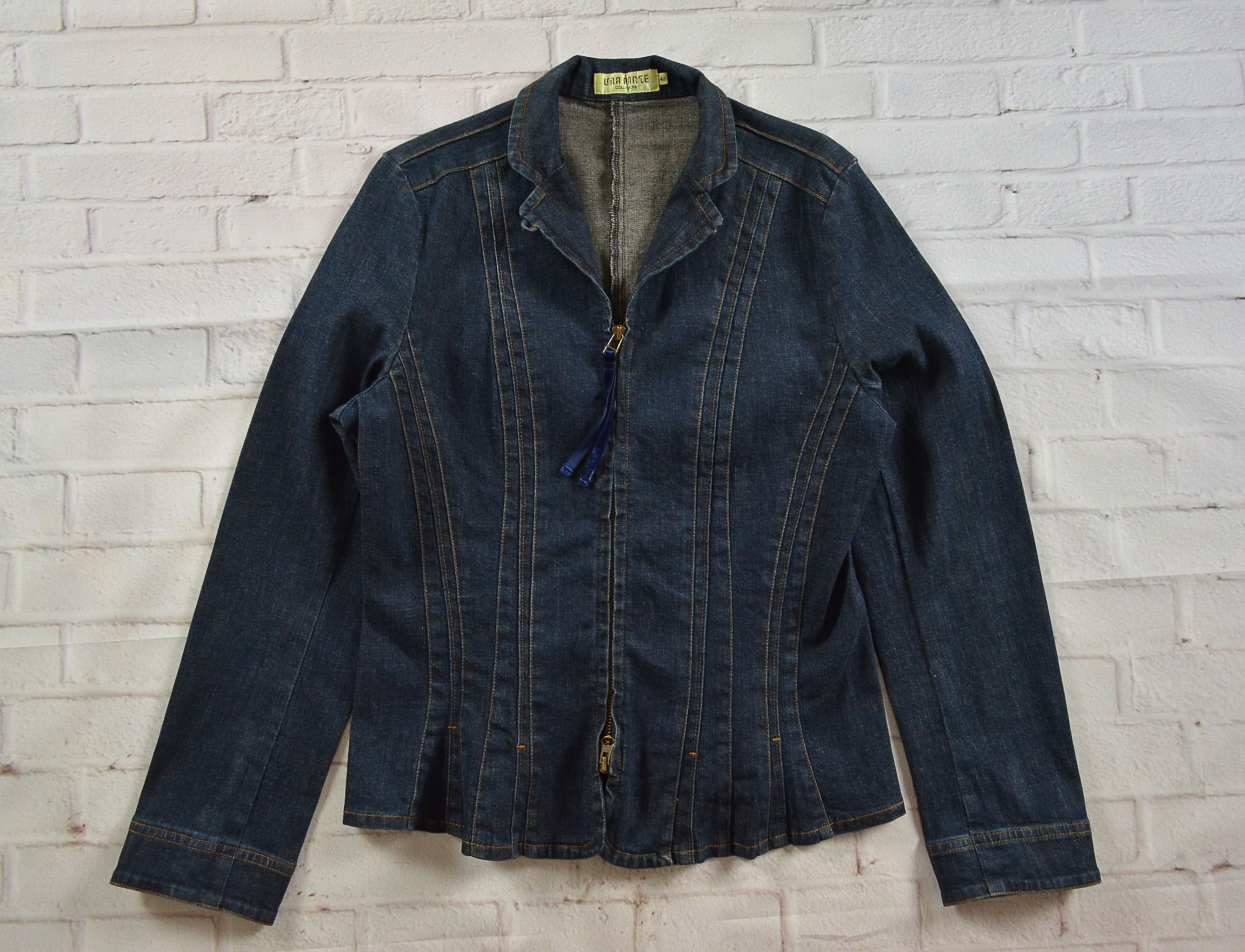 JEANS อกจริง35' (S) เสื้อแจ็คเก็ตยีนส์ เสื้อยีนส์แขนยาวหญิงชาย ทรงสูทผ้ายีนส์นุ่มใส่สบาย