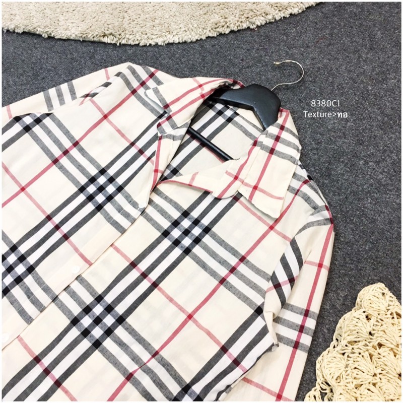 เสื้อเชิ้ตเก๋ๆสุดฮิตลายตารางแบรนด์เนมเบอเบอรี่Burberry-สีครีม