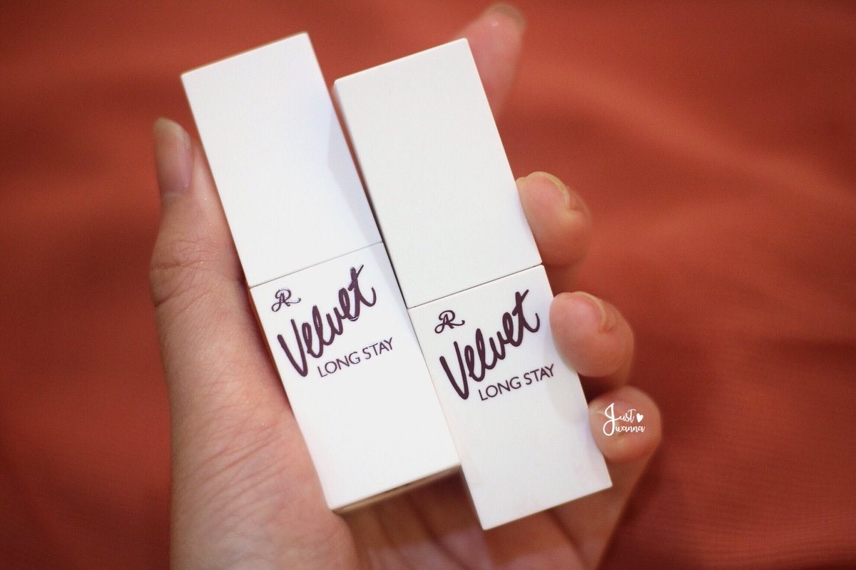 AR Velvet Long Stay Lipstick 3.6 g.
