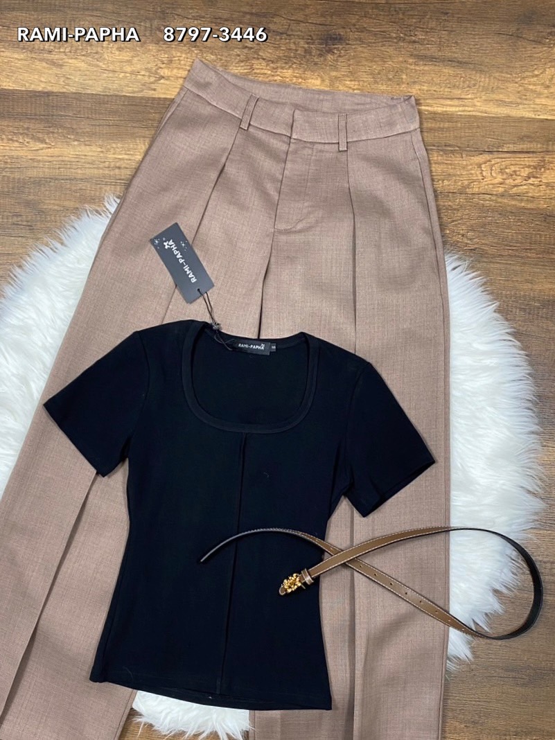 Label :: RAMI-PAPHA(รมิปภา) เสื้อดีไซน์เก๋ + กางเกงขายาวสีน้ำตาล เนื้อผ้าสวยมีเทคเจอร์