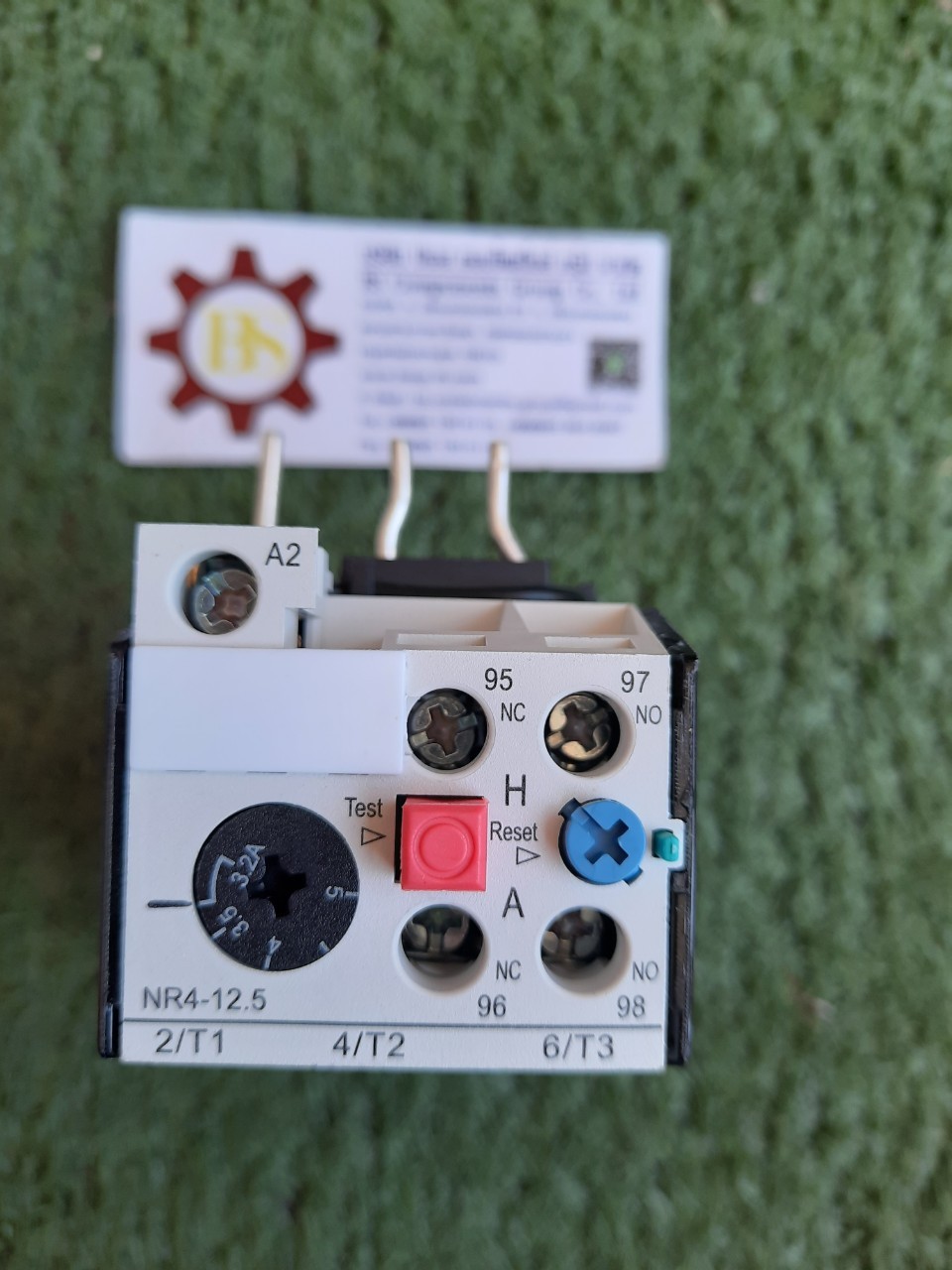 CHINT : Overload relay 3.2-5A Model : NR4(JRS2)-12.5/Z3.2-5A