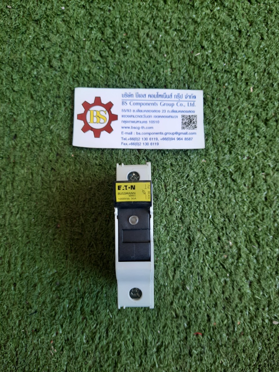 EATON BUSSMANN : DIN RAIL FUSE HOLDER WITH INDICATOR, CHPV1IU 30A, 1000Vdc, SCREW 10x38mm.