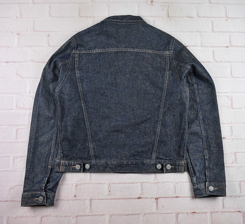 UNIQLO®แท้ อก 38 เสื้อแจ็คเก็ตยีนส์หญิง ยูนิโคล่ สียีนส์เข้ม เสื้อแขนยาว เนื้อผ้าดี