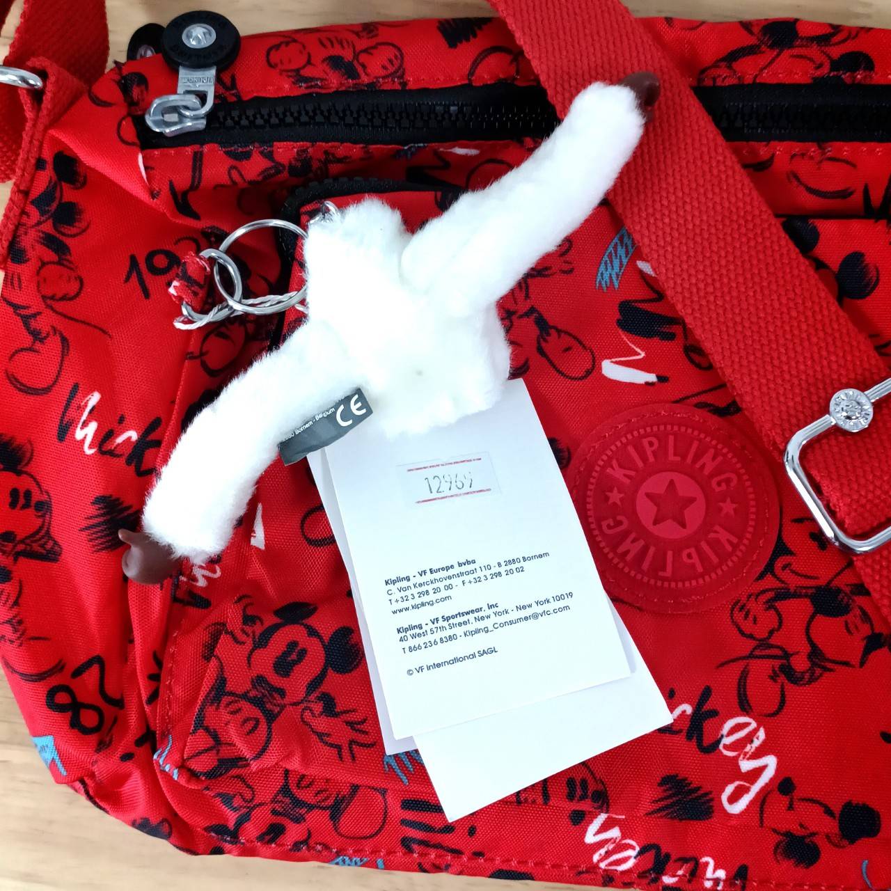 กระเป๋าสะพายคิปลิงค์จุของได้เยอะใช้ได้ทั้งหญิงชาย KIPLING RETH CROSSBODY BAG