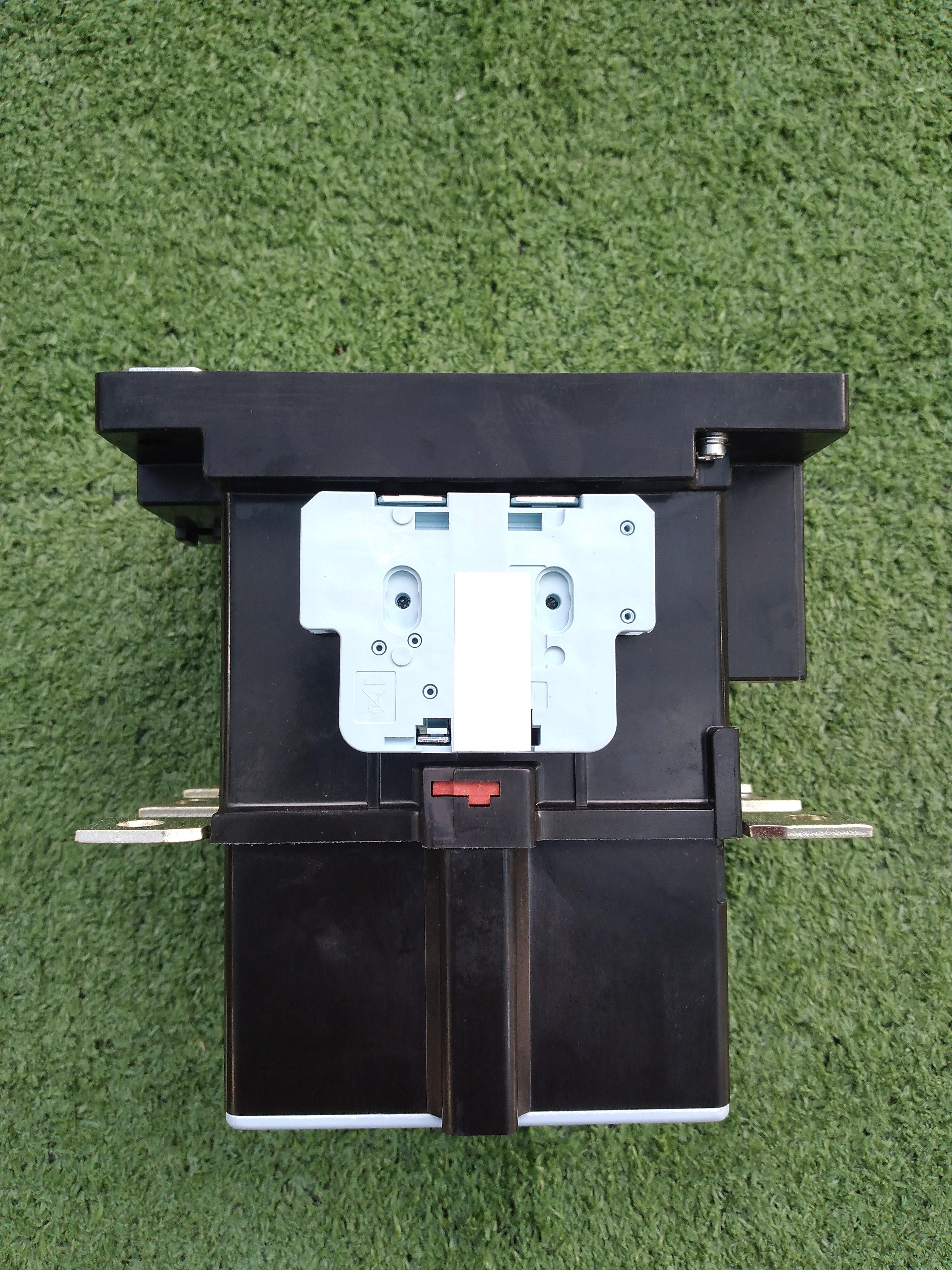 SIEMENS : 3TS5122-0AN2 Contactor AC 50/60HZ 220V AC3 400V 140A 75KW AUX 2NO + 2NC size 6 screw connection