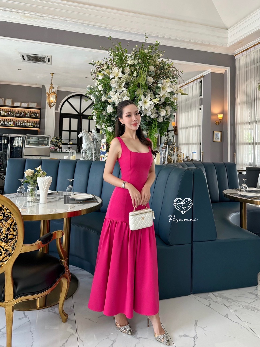 เดรสแขนกุดตัวยาวสีชมพูแต่งระบายจีบด้านล่าง ใส่สวยมากกกก ราคานี้มือต้องไวเลยค่า รุ่นนี้ใส่สวย เนื้อผ้าดีมากกกกกกก ห้ามพลาดเลยค่า #ชุดไปงานแต่ง #ชุดไปงาน #ชุดเพื่อนเจ้าสาว #ชุดเพื่อนเจ้าสาวราคาถูก #ชุดเพื่อนเจ้าสาวใส่เป็นธีม