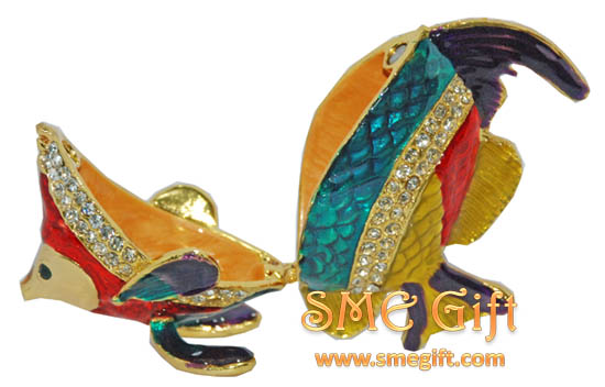 ปลาประดับคริสตัล (สีเขียว แดง เหลือง) 000515 ชิ้น