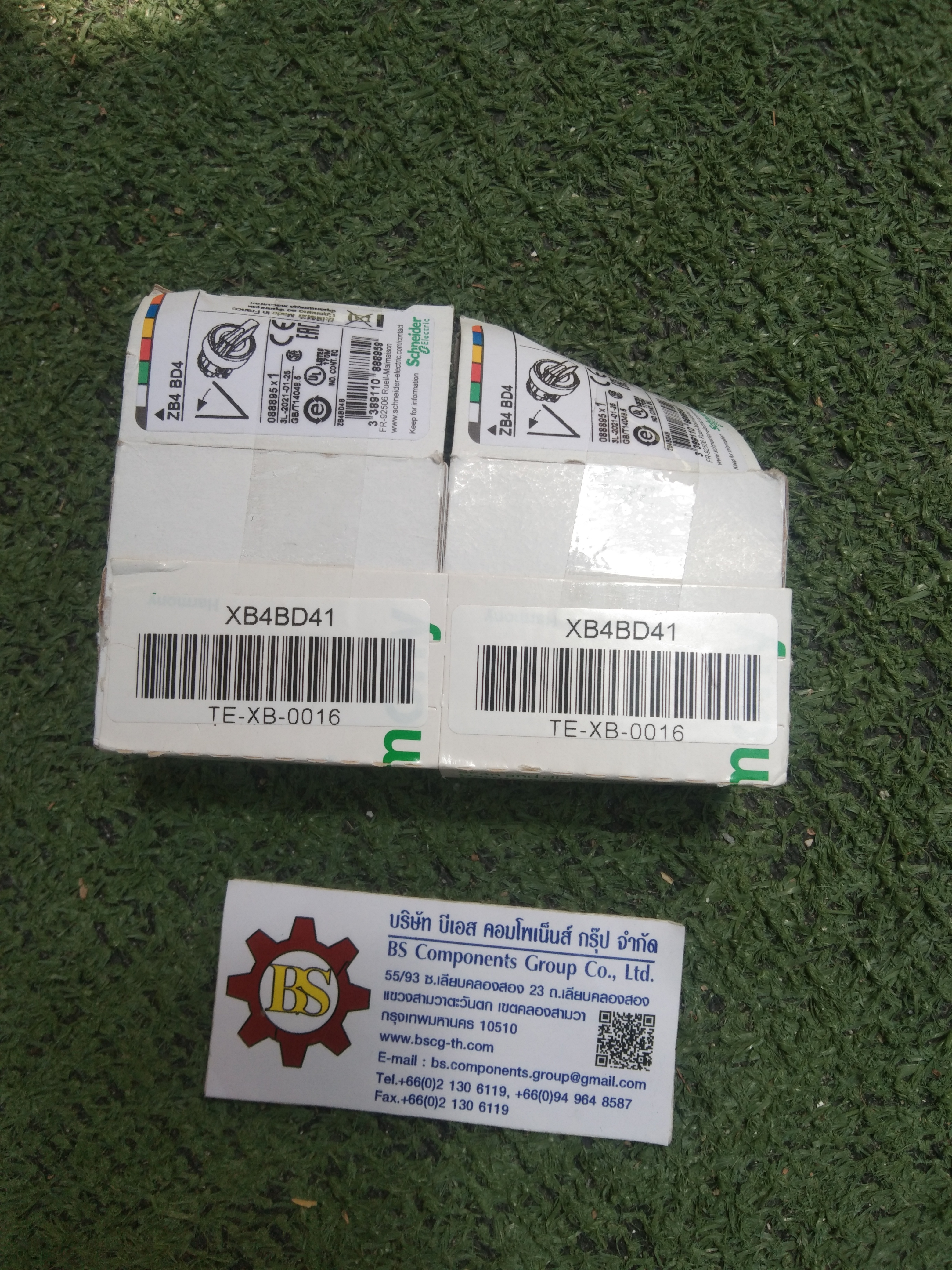 Schneider : ซีเล็คเตอร์ XB4-BD41 2pos. 1NO ก้านสั้น เด้งกลับ ขวามาซ้าย