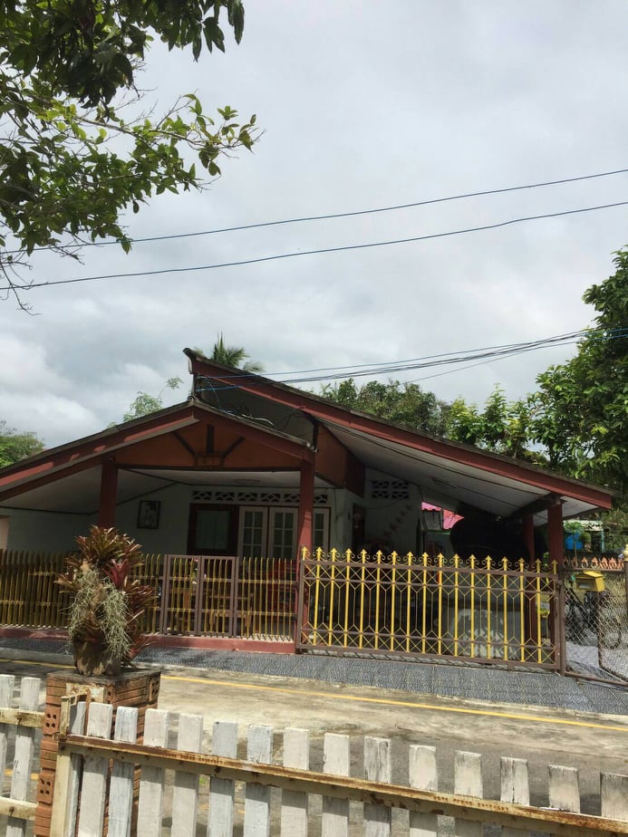 ด่วนขายบ้าน 2 หลังราคาถูกที่สุดพร้อมที่ดิน 190.10 ตรว. (เจ้าของขายเอง) ไม่มีนายหน้า !!!