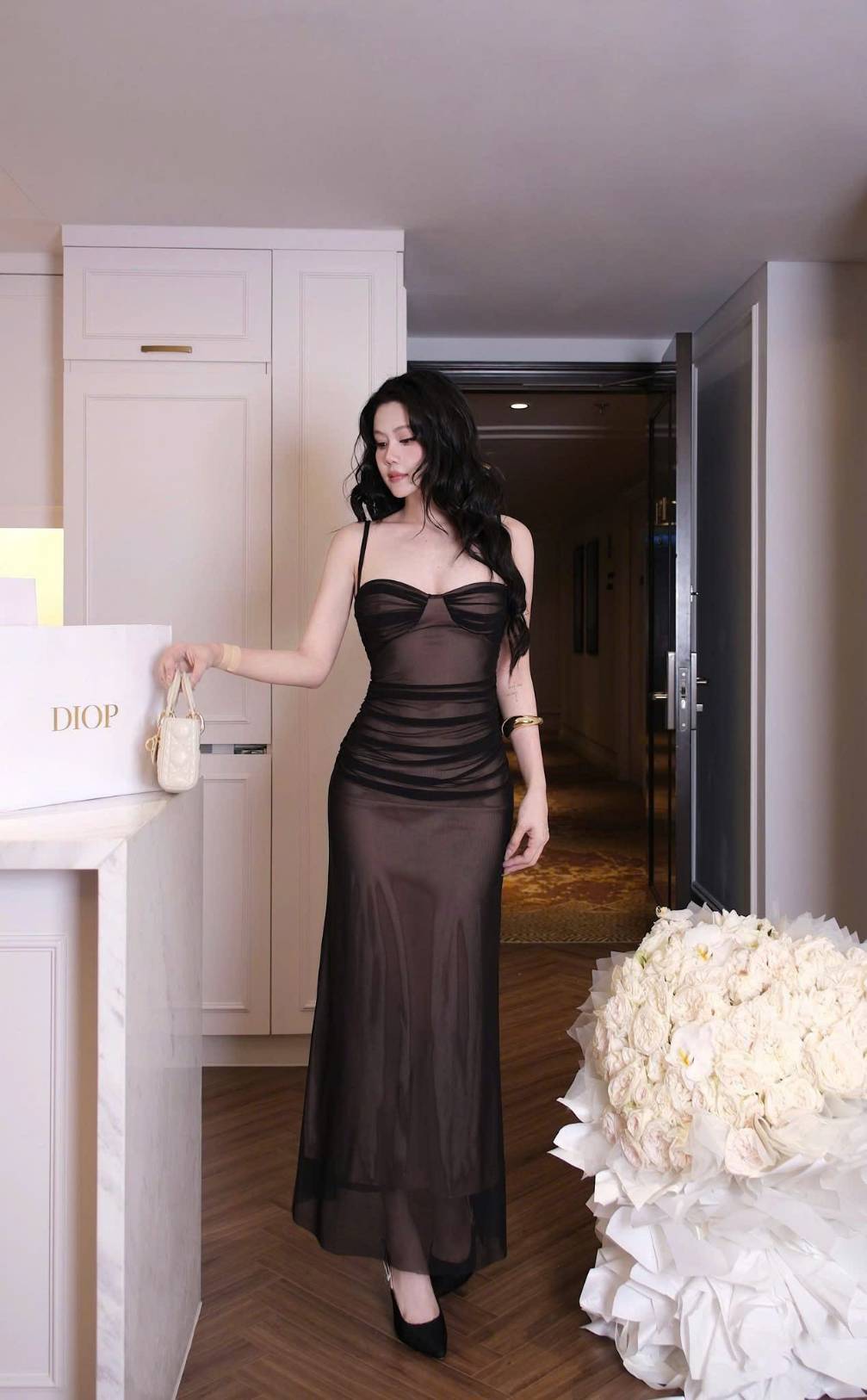 ชุดเดรส ยาว ออกงาน ปาร์ตี้ งานเลี้ยง