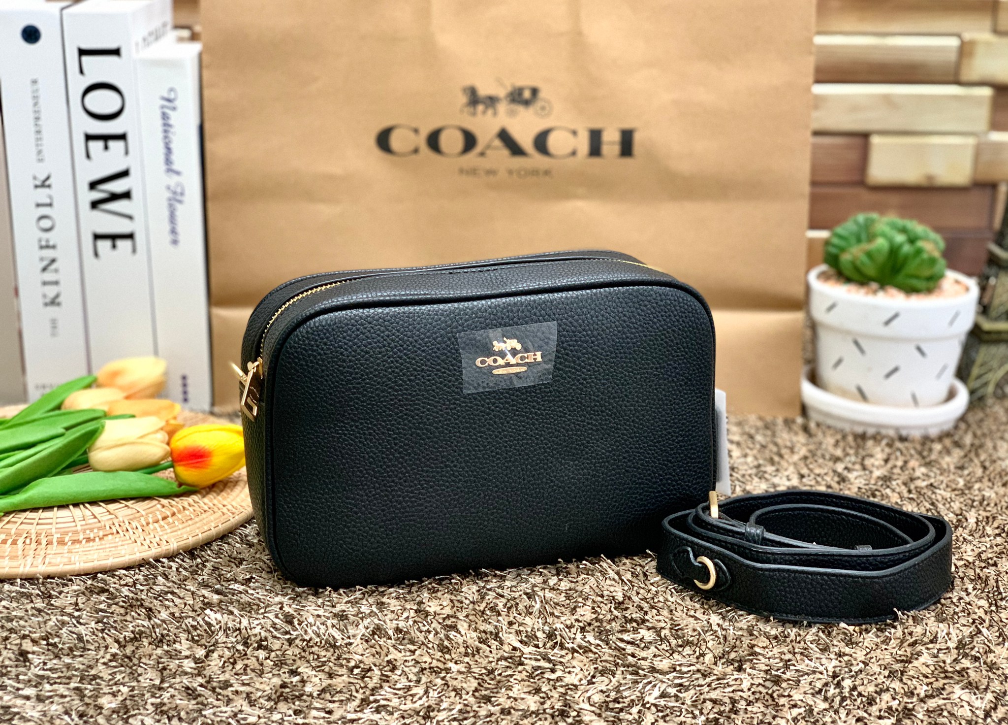กระเป๋าสะพายไฮโซแบรนด์เนมโค้ชหนังแท้สีดำรุ่นซิปเดียว COACH JAMIE CAMERA BAG((CA207))
