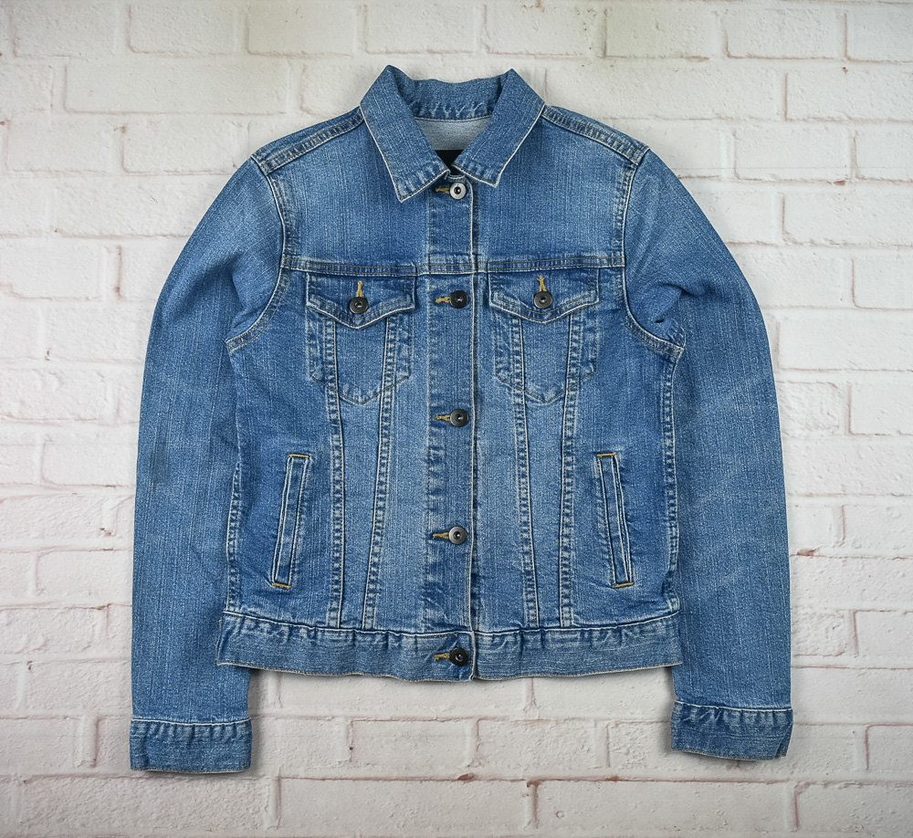 UNIQLOแท้ รอบอก 32 เสื้อแจ็คเก็ตยีนส์ ผู้หญิง ยูนิโคล่ สียีนส์ เสื้อแขนยาว เนื้อผ้าดี