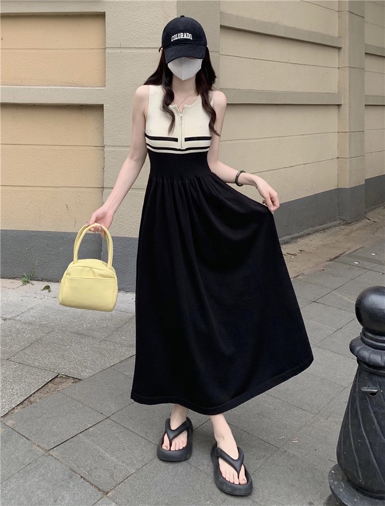 เดรสยาวแขนกุด ทูโทน กระโปรงทรงบานเนื้อผ้าดี ใส่สบายค่ะ