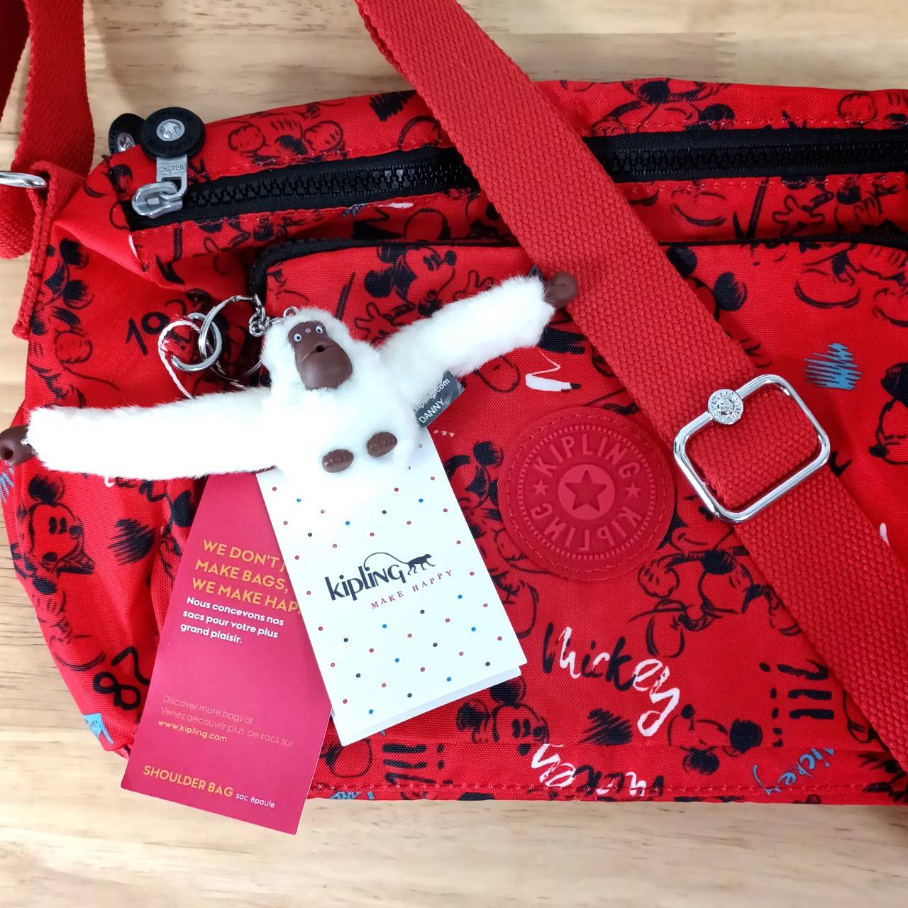 กระเป๋าสะพายคิปลิงค์จุของได้เยอะใช้ได้ทั้งหญิงชาย KIPLING RETH CROSSBODY BAG