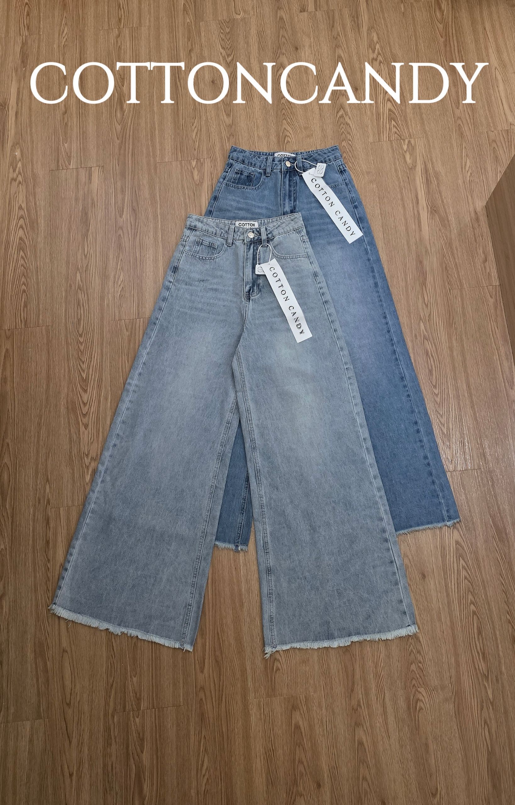 Tag#cottoncandy กางเกงยีนส์ รุ่นนี้ผ้ายีนส์เนื้อพรีเมี่ยม งานดี แพทเทิลขากระบอกใหญ่บานสวยจึ้งสวยๆ ทรงนี้ใครใส่ก็สวย พลางสะโพกดีมากๆ